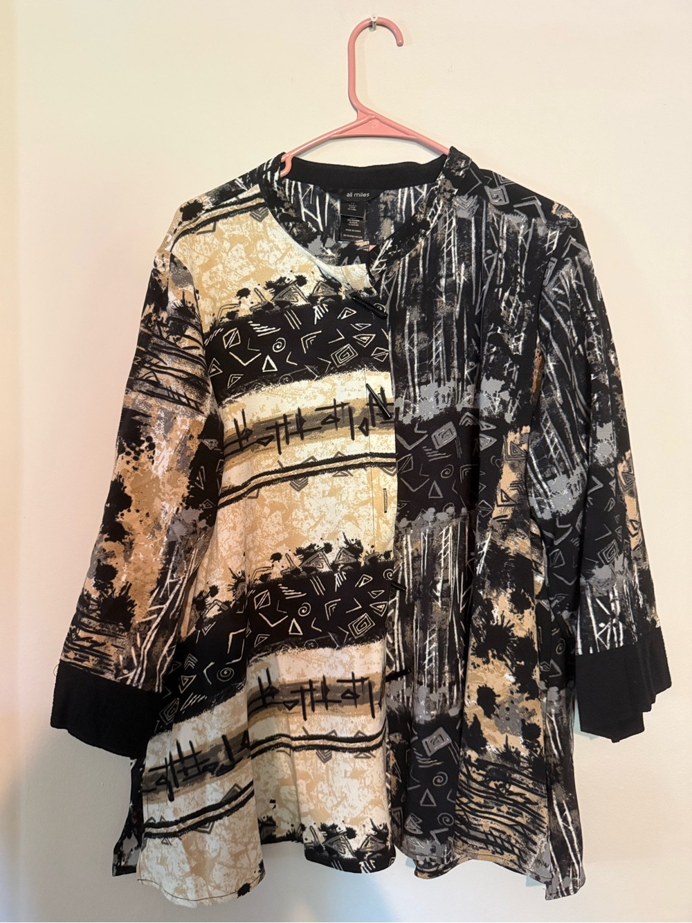 Ali Miles Top